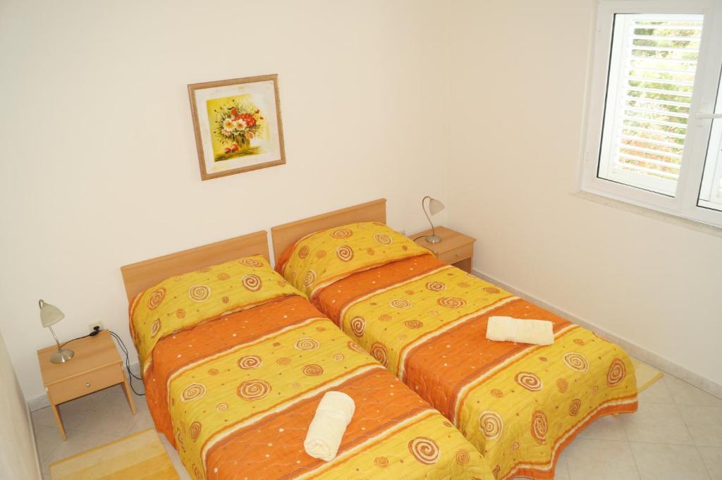 Apartments Morgen Брна Стая снимка