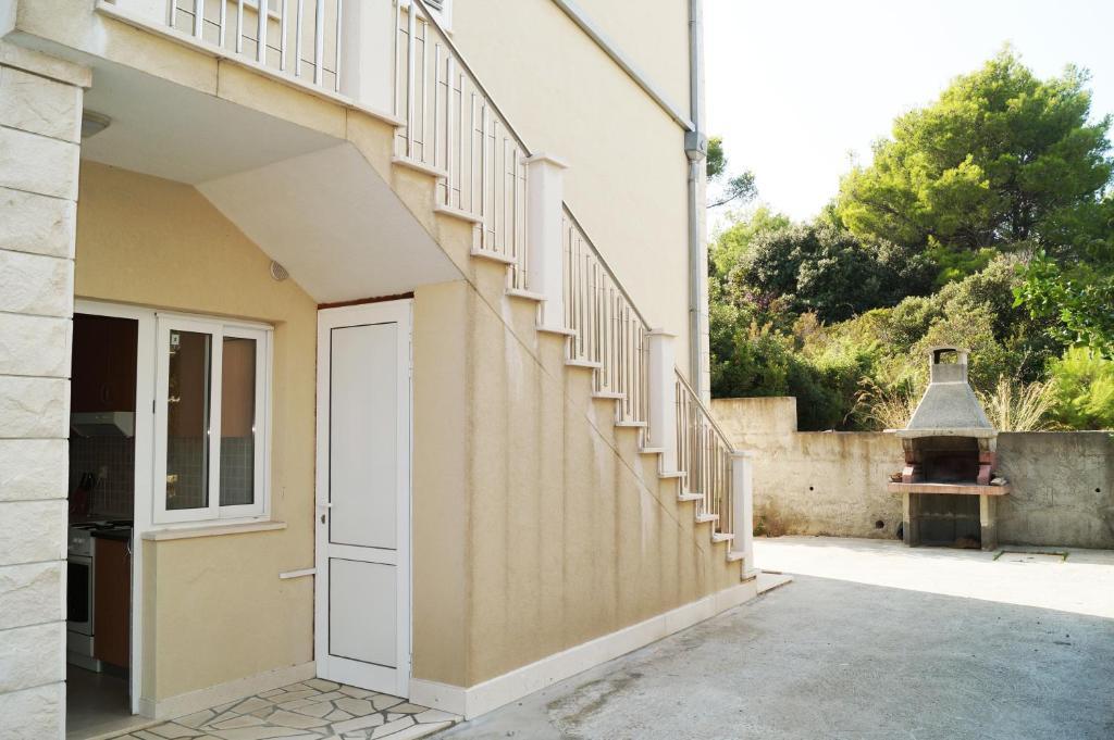 Apartments Morgen Брна Екстериор снимка